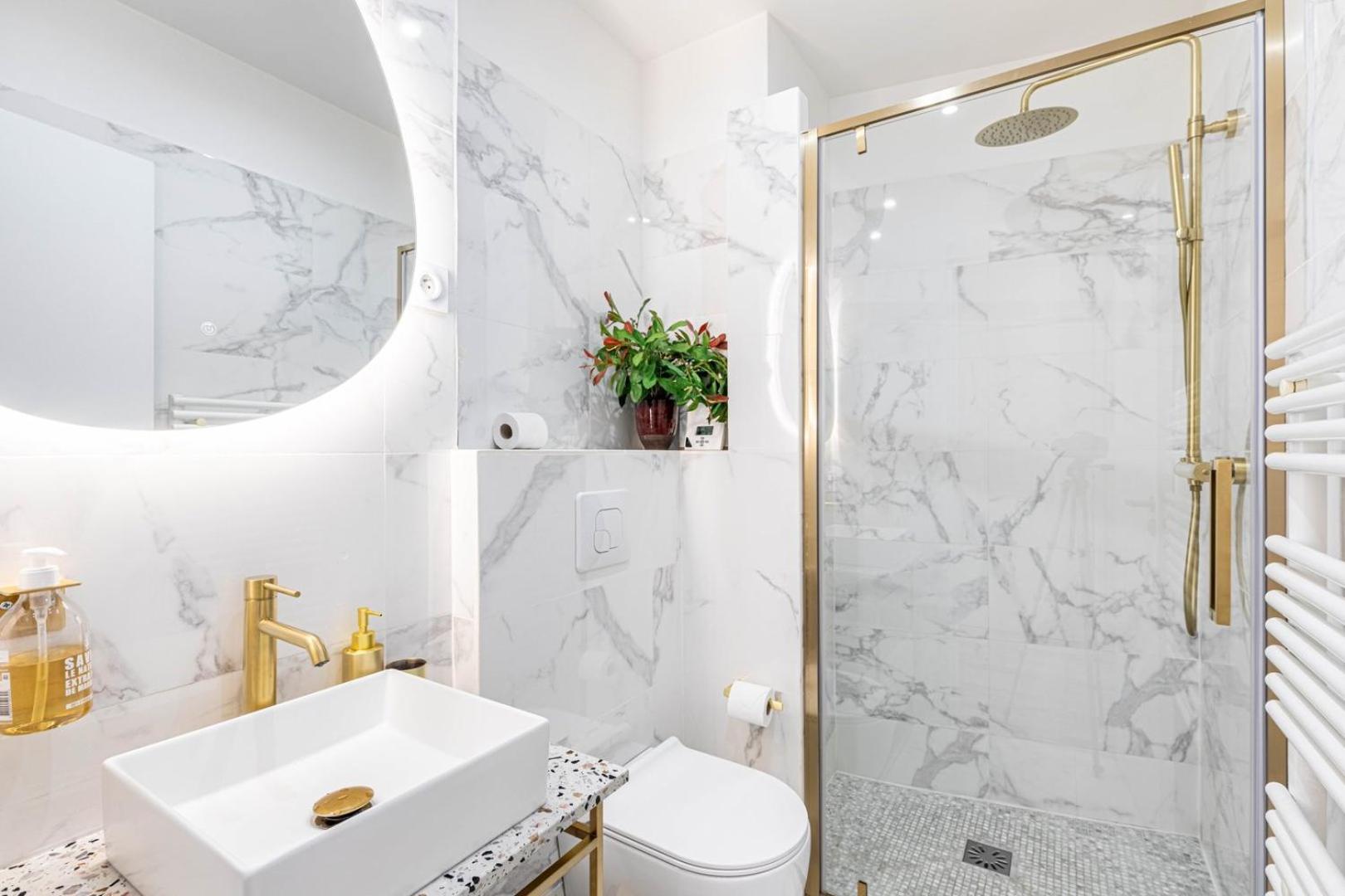 Guestready - Stunning Apartment Near Eiffel Tower Париж Экстерьер фото