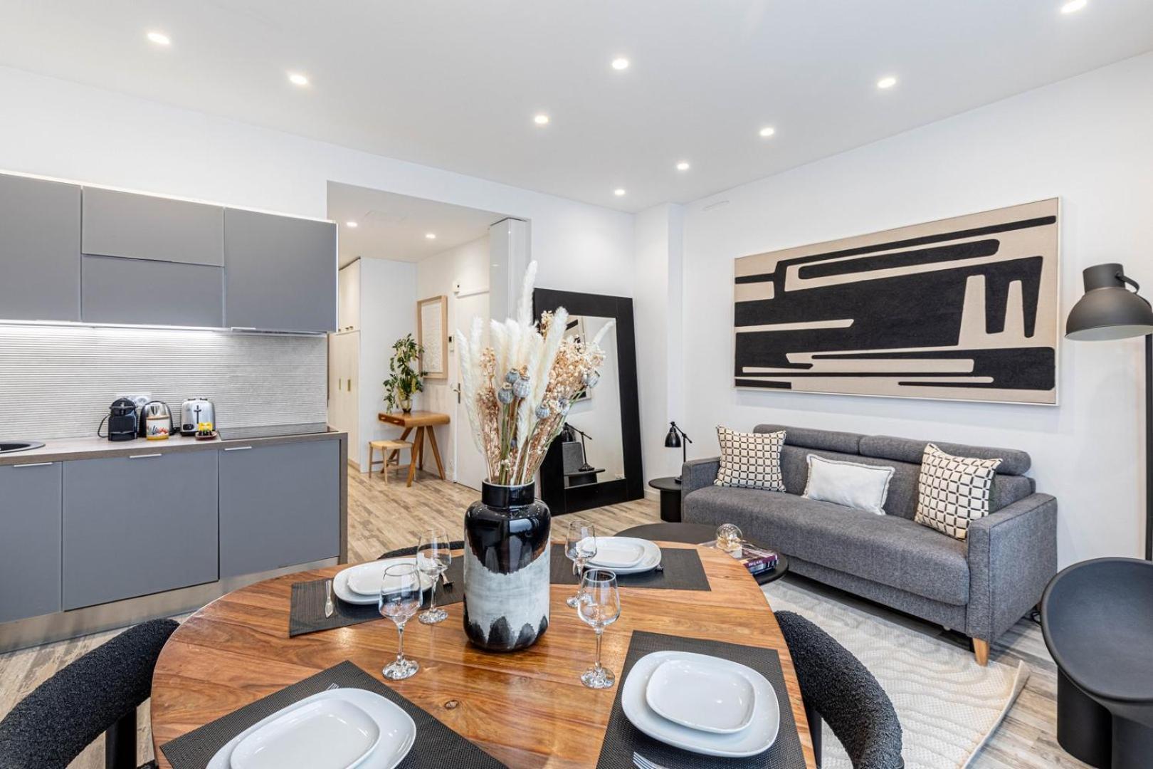 Guestready - Stunning Apartment Near Eiffel Tower Париж Экстерьер фото